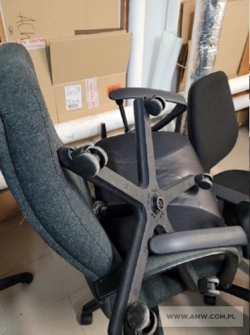 Fotele i krzesła - pakiet zawierający 46 szt. (wg oddzielnego wykazu) 